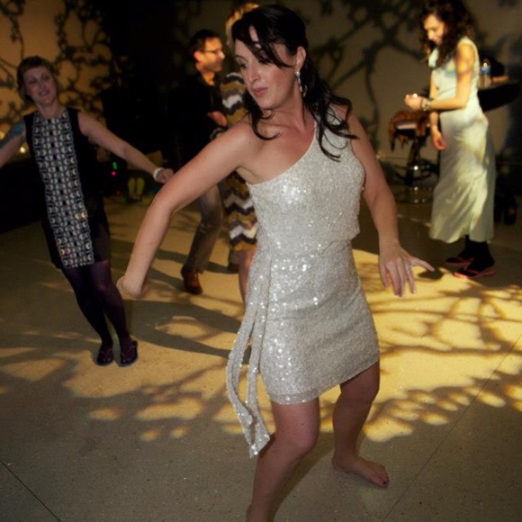 Meet your Posher, Elizabeth - Picture 3 of 5